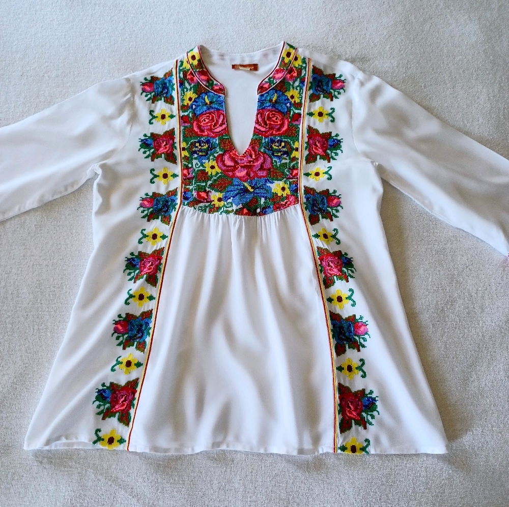 Bohemian Floral Embroidered White Blouse From Avelina, Size S - Picture 6 of 16